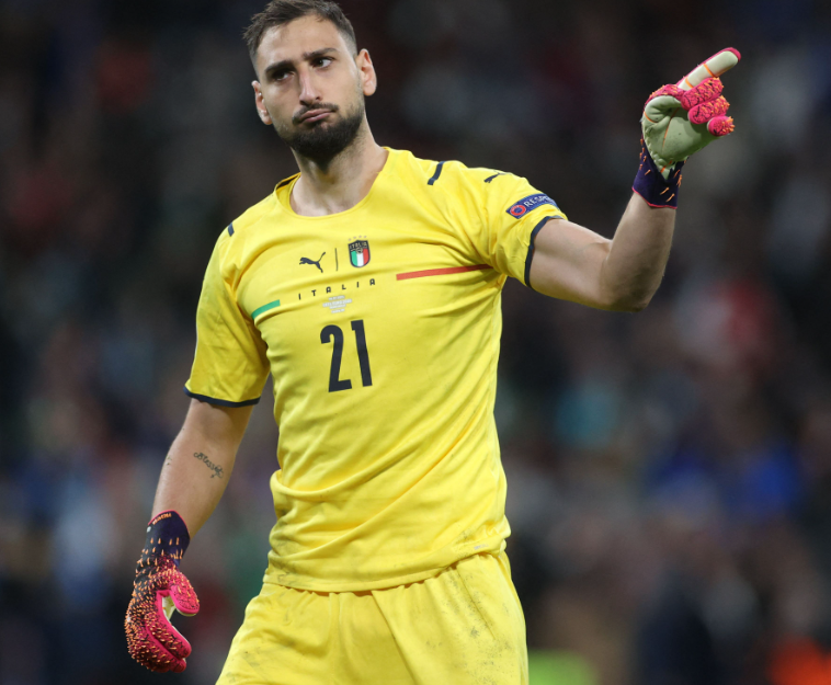 多纳鲁马转会曼城：缘由、感悟与友谊